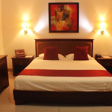 Hotel Residence Flamani Ломе Экстерьер фото
