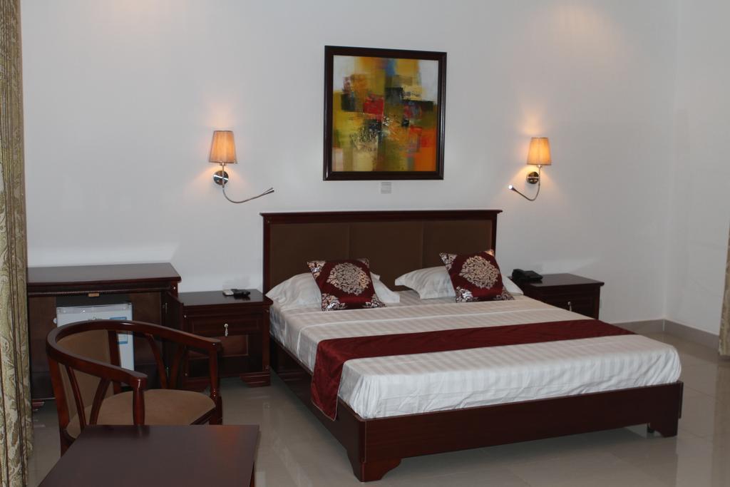 Hotel Residence Flamani Ломе Экстерьер фото